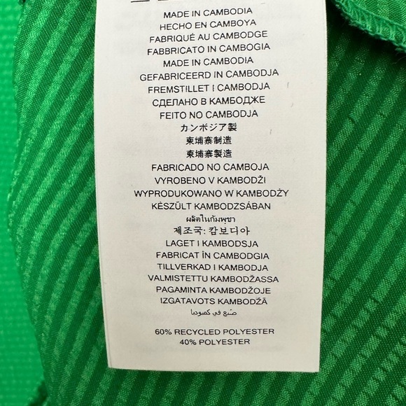 Michael Michael Kors Satin cold shoulder top / blouse in spring green SMALL & XS - Picture 3 of 4